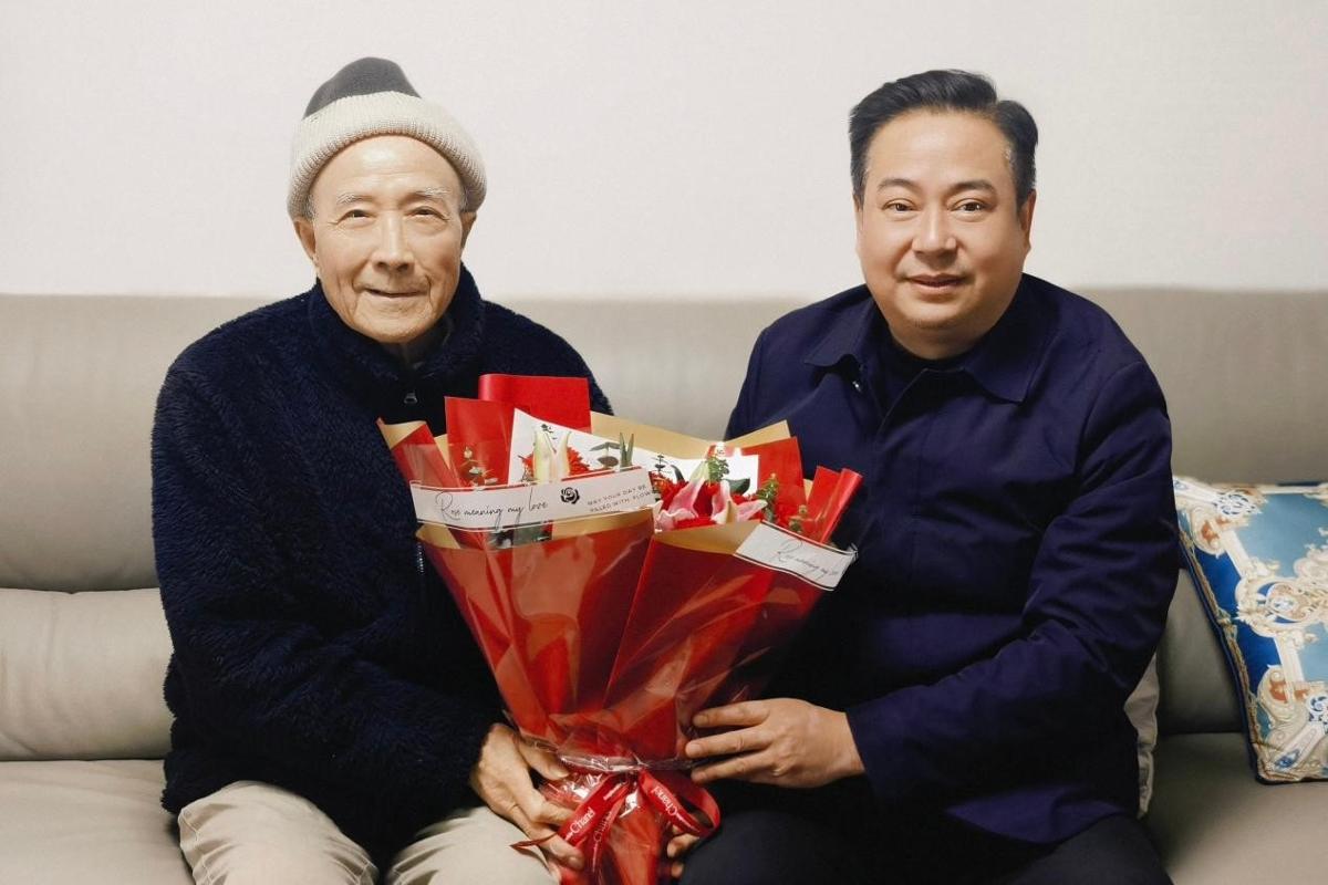 新春佳节走访慰问老领导老党员_学校慰问离退休干部活动_离退休老干部活动方案